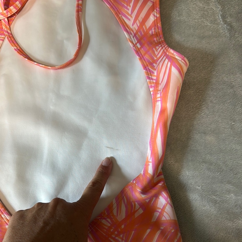 Jolyn x Eryn, Leilani surf suit, size small - Picture 3 of 4